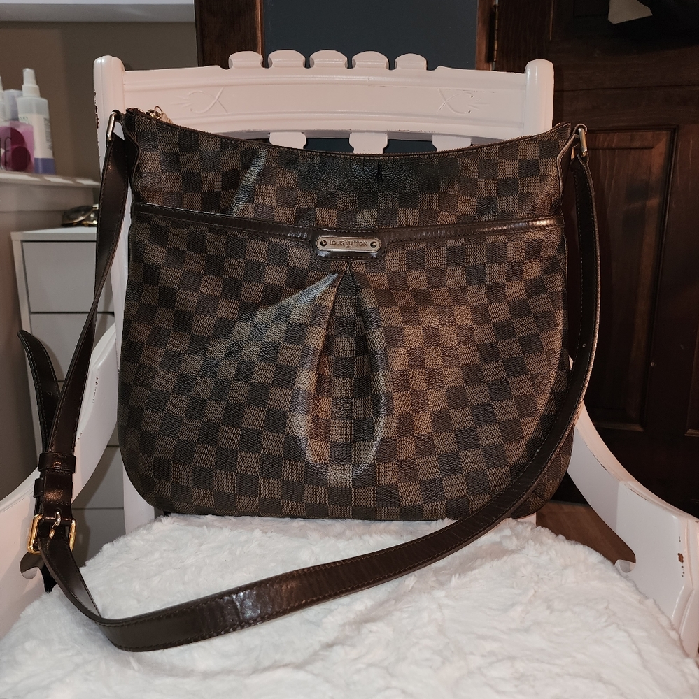 Louis Vuitton Crossbody